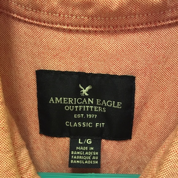 Men’s American Eagle Red Button-up - Picture 4 of 4